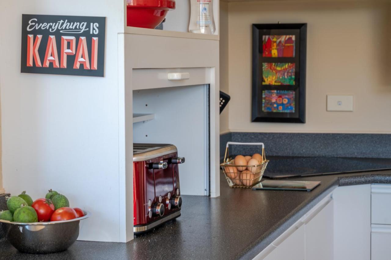 Rose On The Bay - Akaroa Holiday Home Экстерьер фото